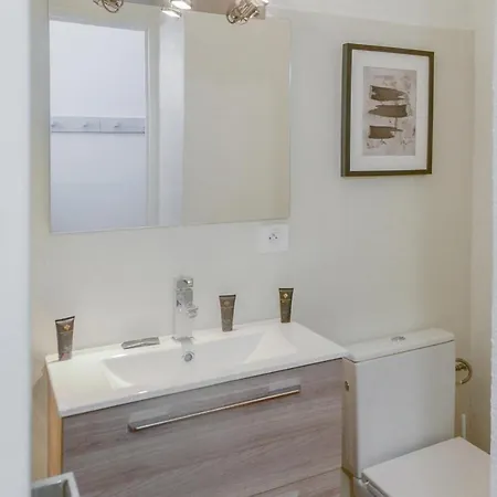 De L'horloge - Welkeys Apartamento *